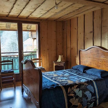 Savoie, Simple Mais Confortable Villard-sur-Doron Ngoại thất bức ảnh